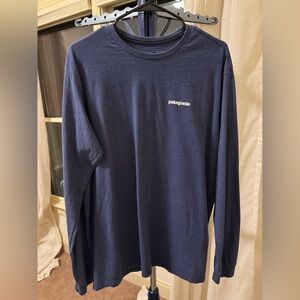 Men’s long sleeve Patagonia tee size large